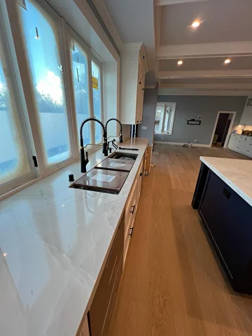 Wall removal + island in San Francisco